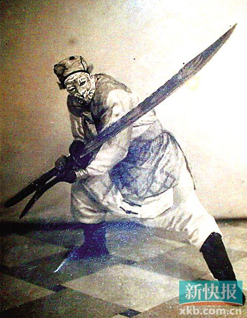 ■郑法祥《金刀阵》。