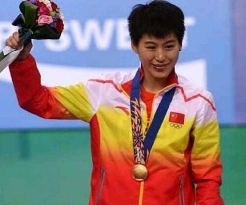 世界散打冠军王聪参战散打天下:谁说女子不如