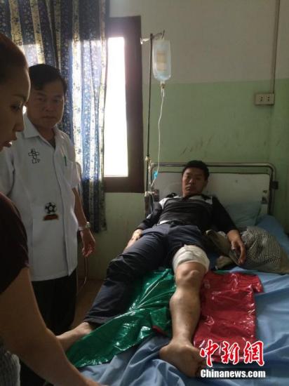 两名在老挝遭袭受伤的中国公民转至昆明和泰国