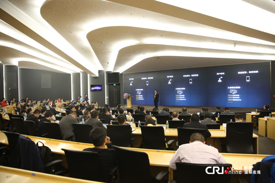 苏宁天猫牵手起化学反应 共创千亿手机市场蓝