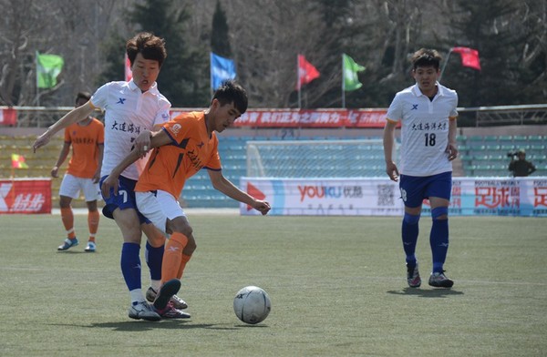 8所高校角逐大学生校园足球联赛辽宁赛区桂冠