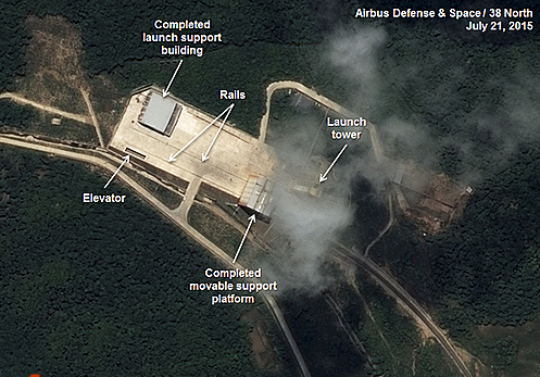 美媒:朝鲜宁边核设施过去一个月多次冒出白烟