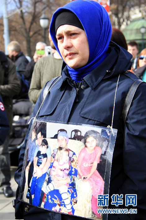 让我的孩子回家 挪威儿童福利机构遭抗议(高