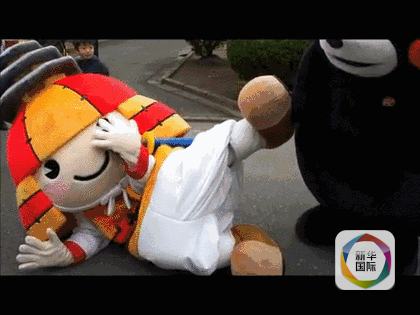 　　熊本熊的萌蠢动作