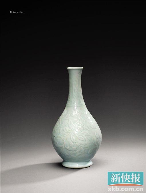 ■南宋 青白釉刻花胆瓶