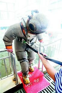 图文:官东们是如何炼成的