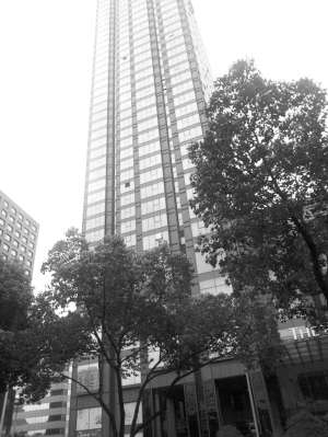 別讓玻璃幕墻成為城市隱患