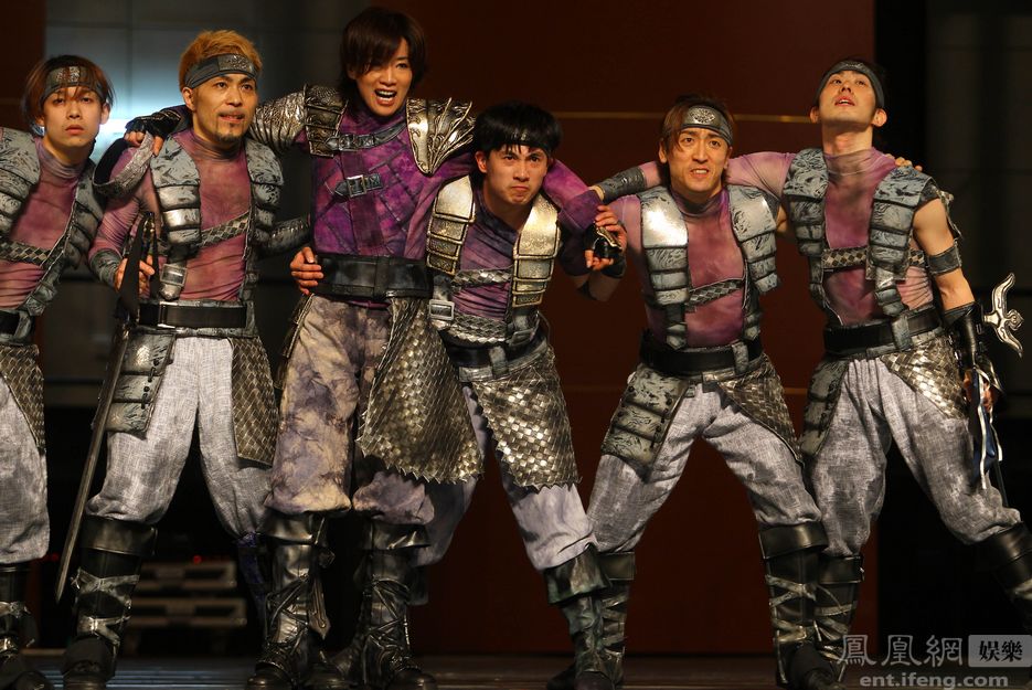 乐舞剧《木兰》主演齐聚北京 黄豆豆真琴翼合