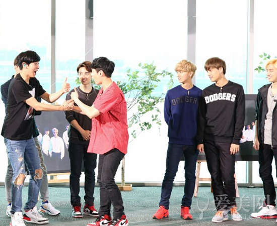 最强天团EXO卖萌耍贱 鹿晗告白灿烈自曝烦恼