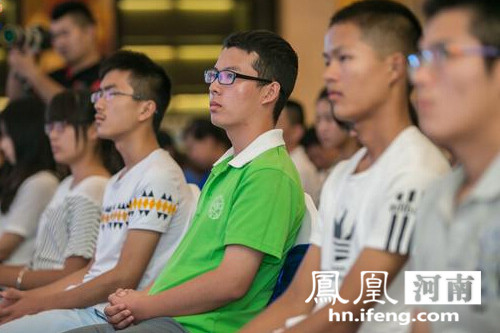 2015河南交广10万基金助力20名寒门学子圆梦