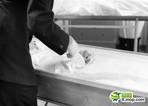 真实法医<em>解剖</em>工作照(组图)_科技频道_凤凰网