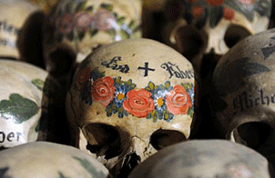 奥地利骷髅屋收藏1000多骷髅(组图)