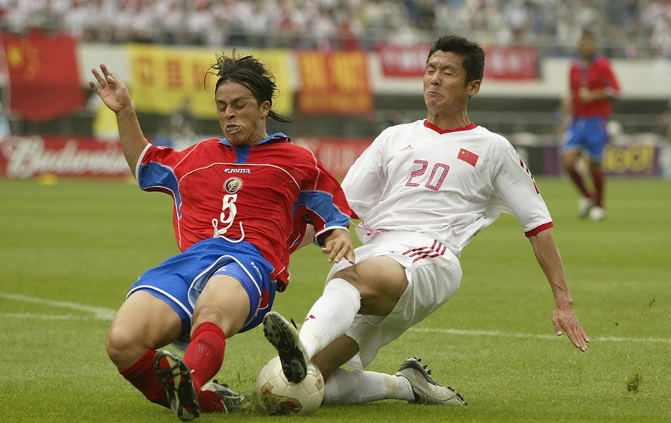 2002年世界杯中国队图片