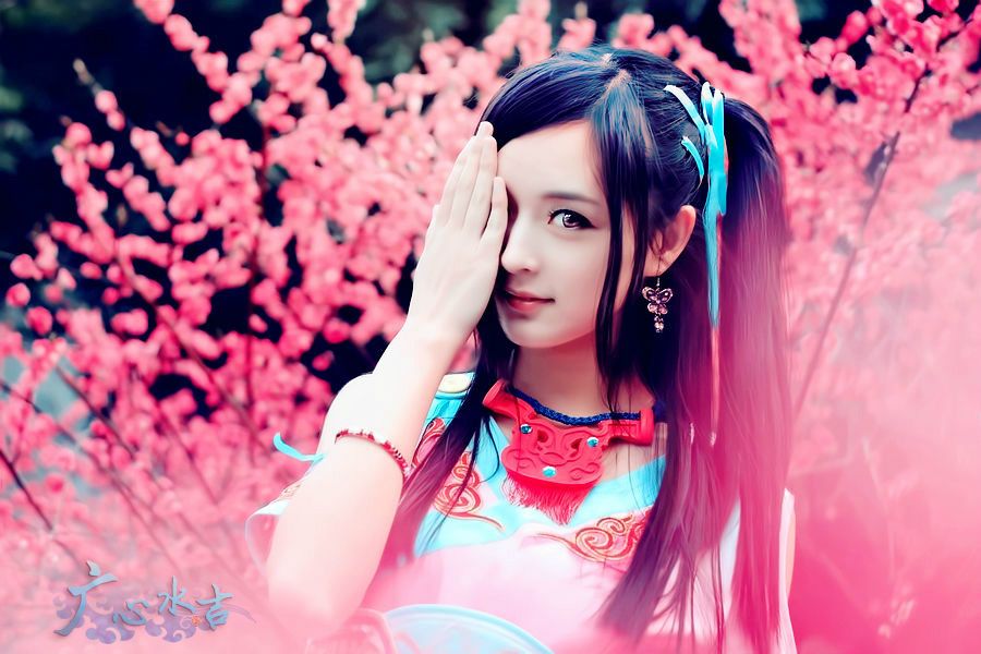 诱惑唯美 辕剑外传兰茵cos广心水吉图赏_游戏频道_凤凰网