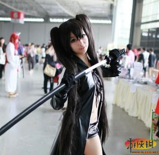 形似手办有木有 <em>15岁</em>小萝莉黑岩射手COS_游