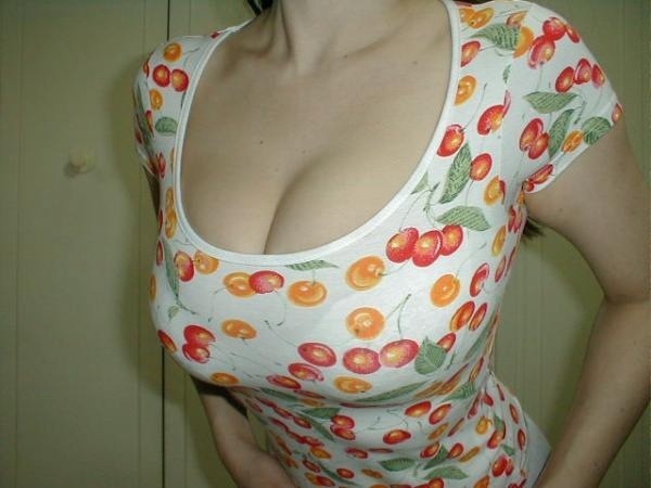 街拍<em>日本美女</em>巨乳图!感受岛国女性文化氛围 高