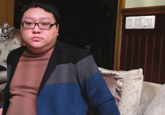 文强之子看守所出来后 喜欢游戏 是个宅男