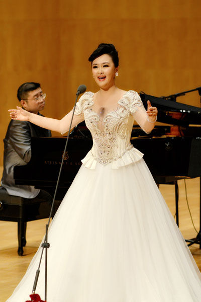 新民歌小天后尹岚独唱音乐会在京举行|民歌|小