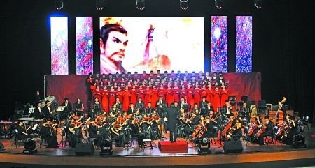 80后自筹50万办百人游戏音乐会 曾遭泼冷水