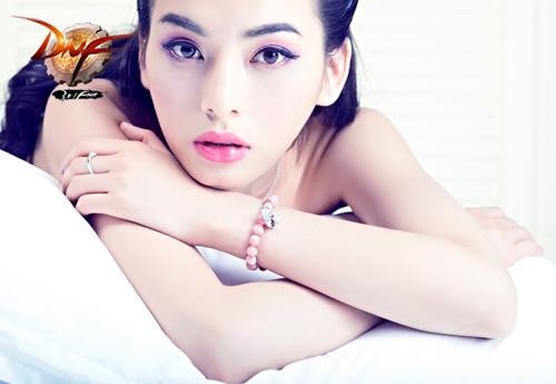 新DNF Girl王若伊惊艳登场 性感饰演女鬼剑_游戏频道_凤凰网