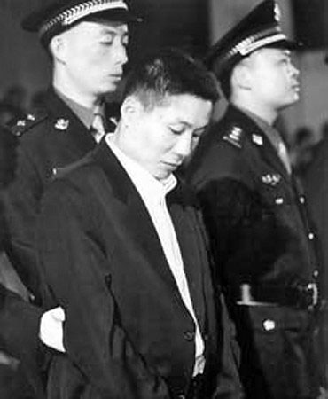 中国十大悍匪田明建,十大悍匪田明建的枪法
