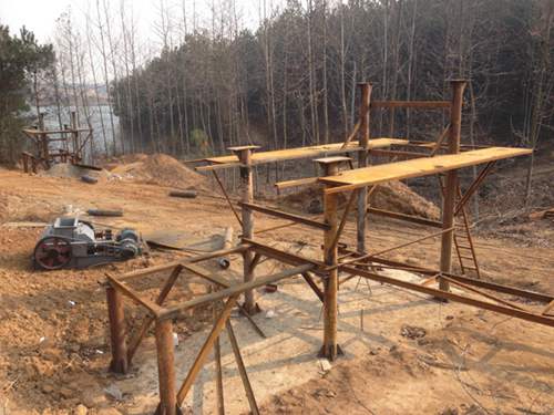 渠道清淤施工方案而紧挨着水库的一座山上现已斥地出了3公约34米宽水库清淤工程的路(1) 渠道清淤施工方案而紧挨着水库的一座山上现已斥地出了3公约34米宽水库清淤工程的路(1)