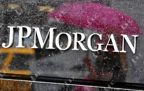 美国FBI介入摩根大通巨亏丑闻调查 CEO接受股