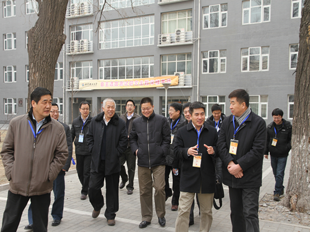 工信部直属单位招聘_赤峰市直属事业单位_武警山西总队直属支队