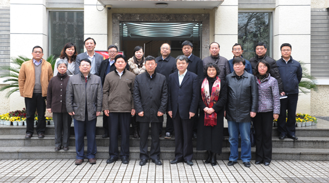 中国药科大学党委书记徐慧一行访问我校