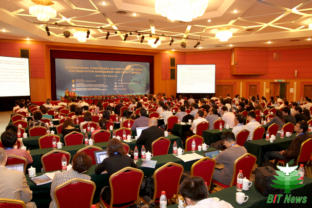 2019年美国经济学会议_2019年山东大学宏观经济学研讨会举行(2)