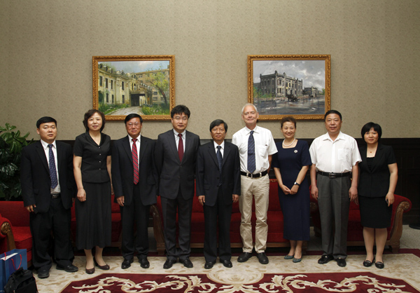 瑞典林雪平大学约兰·考斯特教授受聘我校首席