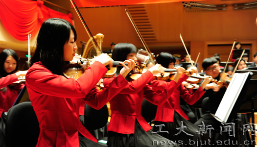 北工大学生交响乐团奉献精彩演出 奏响北京大