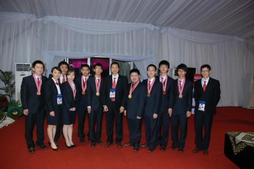 中国代表队在第十四届亚洲物理奥林匹克竞赛中