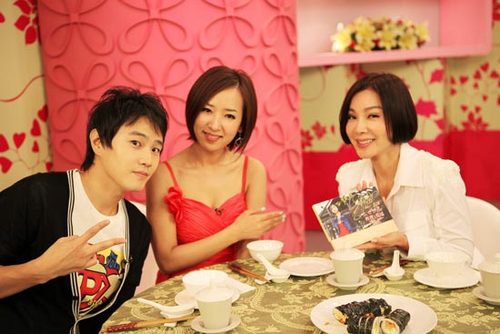 陈美凤瞒婚九年当小三 老公近日发声明离婚