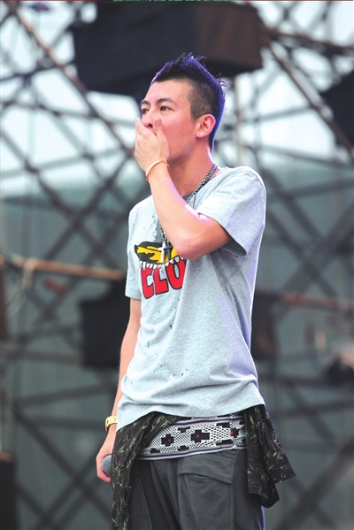 汤唯回应陈冠希示爱