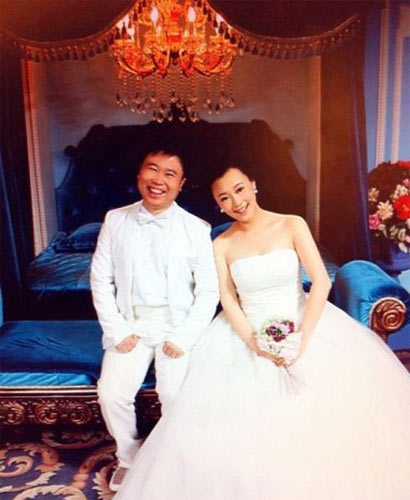 肖剑与妻子(3/4张)