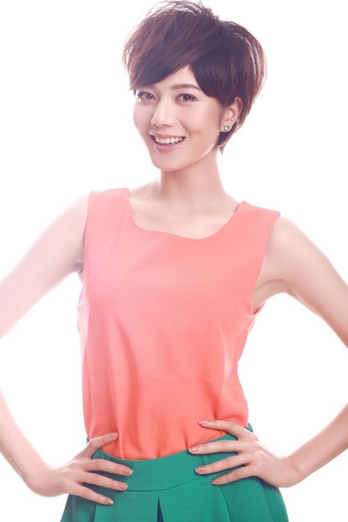 《<em>我家</em>有喜》渐进尾声 彭杨海陆戏外好<em>姐妹</em>_娱