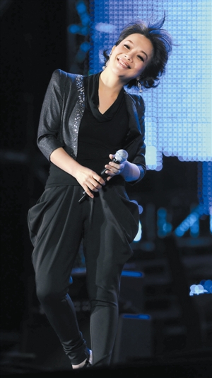 成都红十字会党组书记被免职_娱乐频道_凤凰