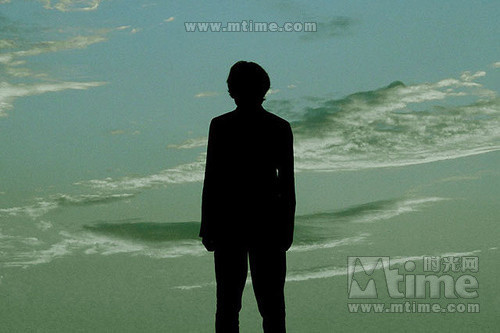 《脑男》首周公映票房一般排在第二位,口碑不