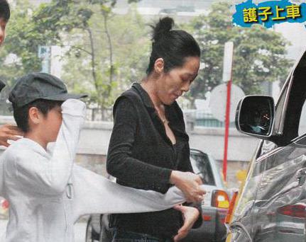 关淑怡曝私生子真相:生父是不丹活佛