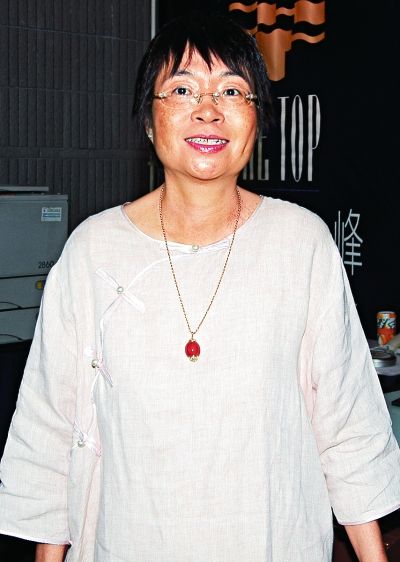 不过,苏杏璇的星路一直不畅,直到上世纪80年代转型扮演慈母角色开始