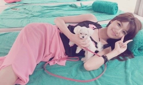 <em>少女时代</em>秀英近照曝光 身材脸蛋零缺陷(图)_娱