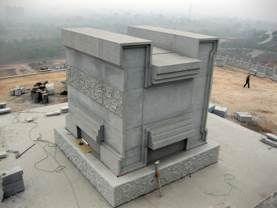 <em>华国锋</em>陵园在山西交城建成 面积超14个足球场