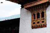 帕罗宗依山而建，坐镇了帕罗山谷最险要的位置。它正如艾佛尔铁塔，几乎在帕罗的任何地方你都不会错过他。是不丹最最著名的宗之一。（图片来源：凤凰网华人佛教  图文：宏宗法师）