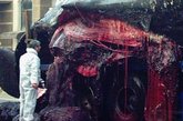 一条用于研究的鲸鱼在运输途中发生爆炸，鲸鱼的血和内脏撒了一地，霎间，行人沐浴在一片血雨中。这只抹香鲸死在沙滩上，原来准备送到台南大学进行科学研究，没想到在运送途中，在台南一条大街上发生爆炸。