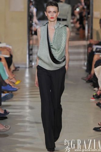 再定义女人味：Bouchra Jarrar 2012秋冬高级定制