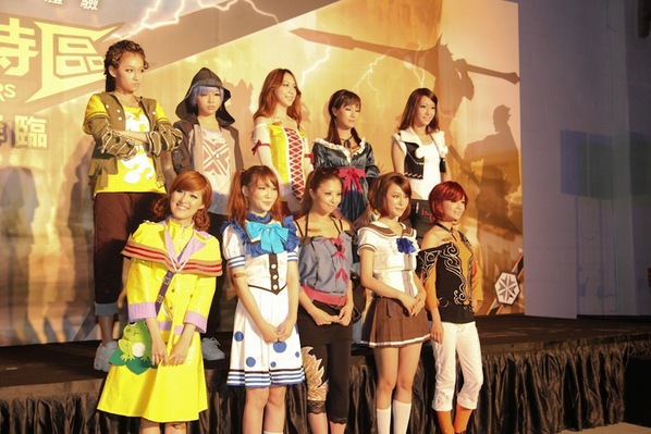 动作DotA网游《暴能特区》公测 蔡依林代言