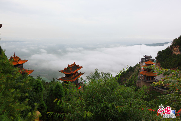 绵山景区暴雨后惊现云海奇观(组图)