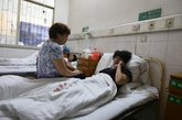 事故受伤者在医院观察治疗

