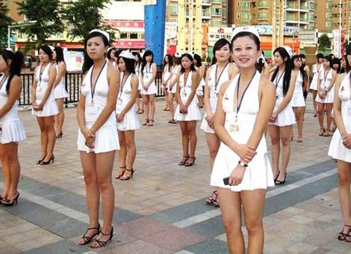 东莞<em>桑拿妹</em>军训<em>照</em>网上热议[图集]_资讯频道_